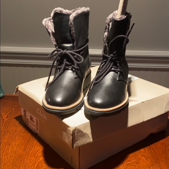 Clarks Leather Lace-Up Winter Boots - Picture 2 of 4